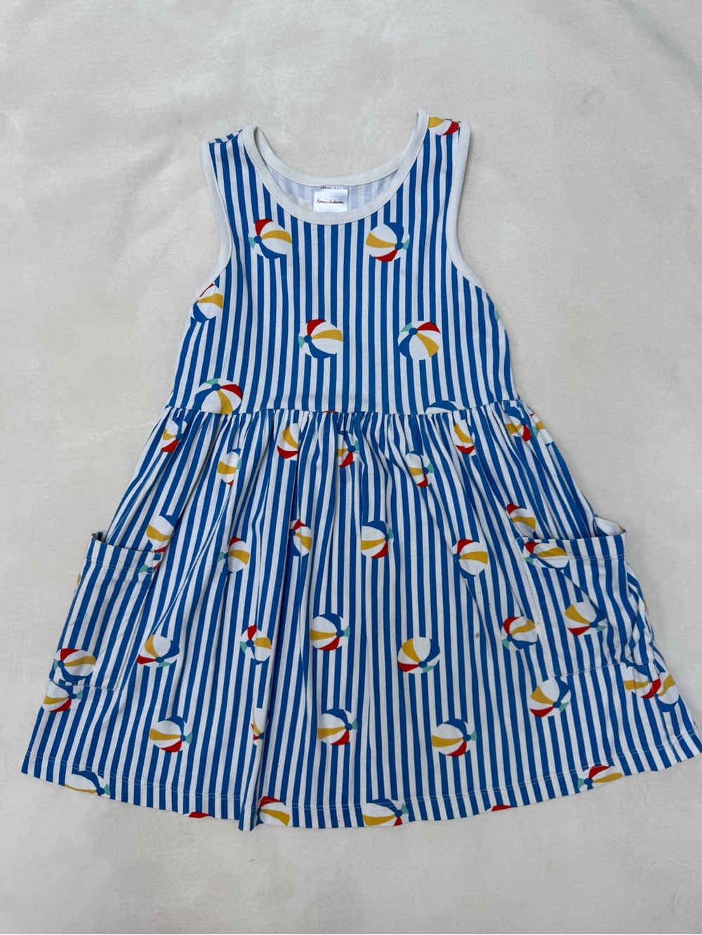 Hanna Andersson sleeveless print pocket dress - beach balls print, size 6-7